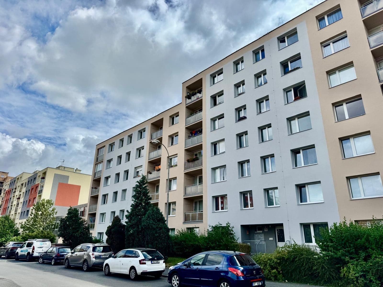 Prenájom bytu 5-izbový 89 m², Turistická, Plzeň, Plzeňský kraj Prenájom bytu 5-izbový 89 m², Turistická, Plzeň, Plzeňský kraj