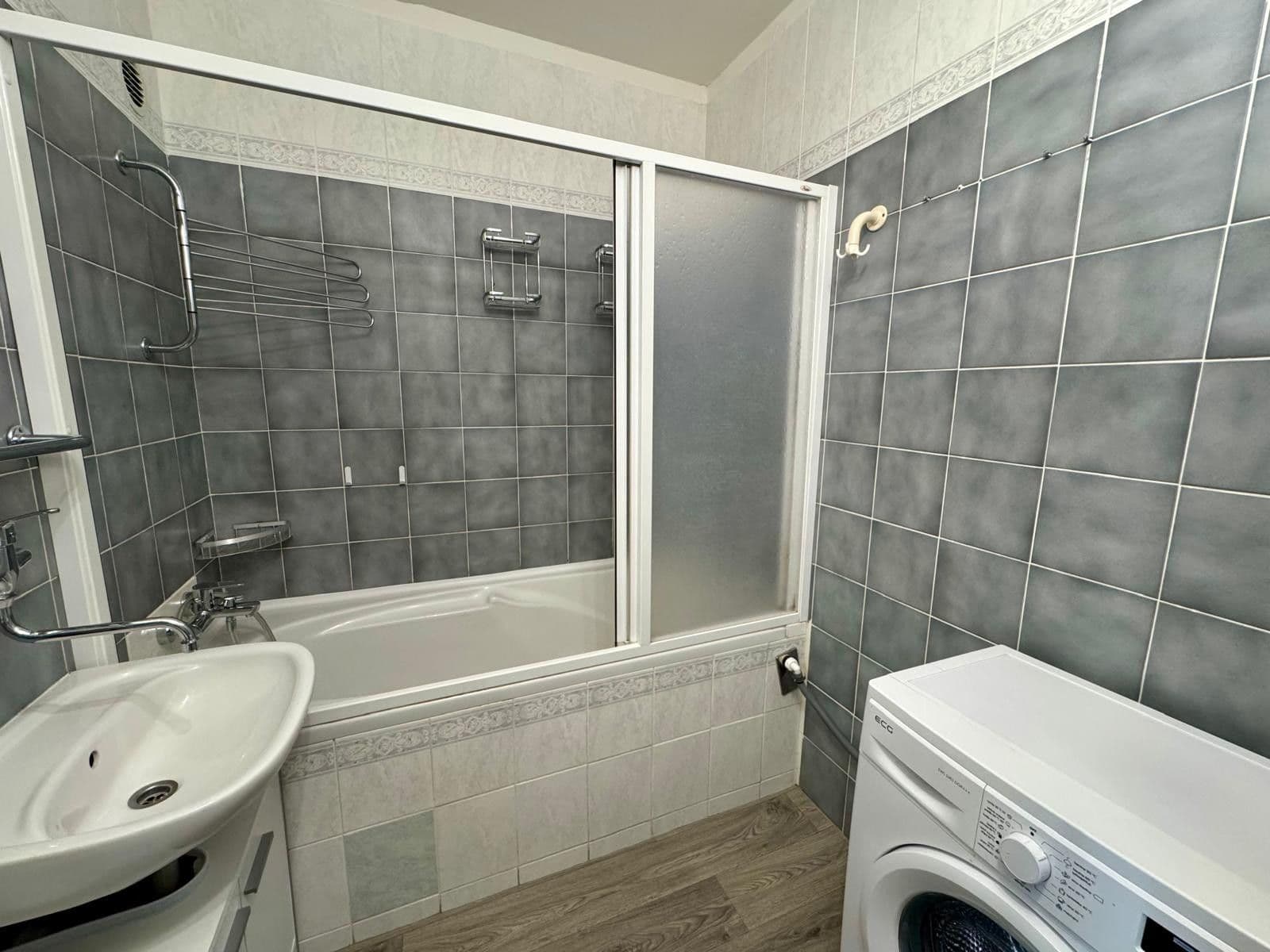 Prenájom bytu 5-izbový 89 m², Turistická, Plzeň, Plzeňský kraj Prenájom bytu 5-izbový 89 m², Turistická, Plzeň, Plzeňský kraj