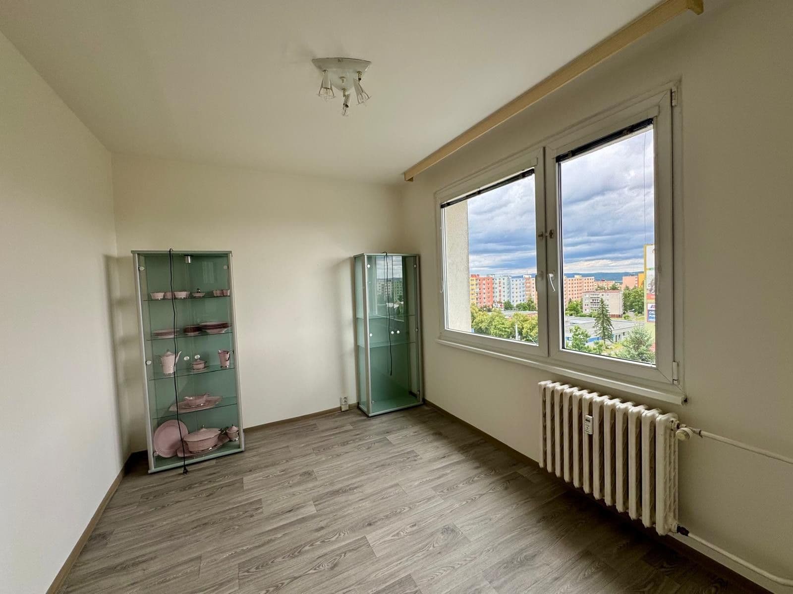 Prenájom bytu 5-izbový 89 m², Turistická, Plzeň, Plzeňský kraj Prenájom bytu 5-izbový 89 m², Turistická, Plzeň, Plzeňský kraj