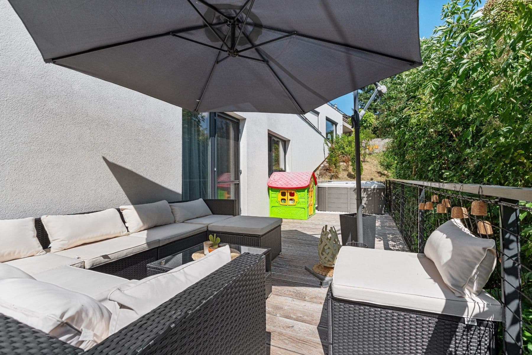 Predaj bytu 2-izbový 75 m², Dlhé diely III, Karlova Ves, Bratislavský kraj Predaj bytu 2-izbový 75 m², Dlhé diely III, Karlova Ves, Bratislavský kraj