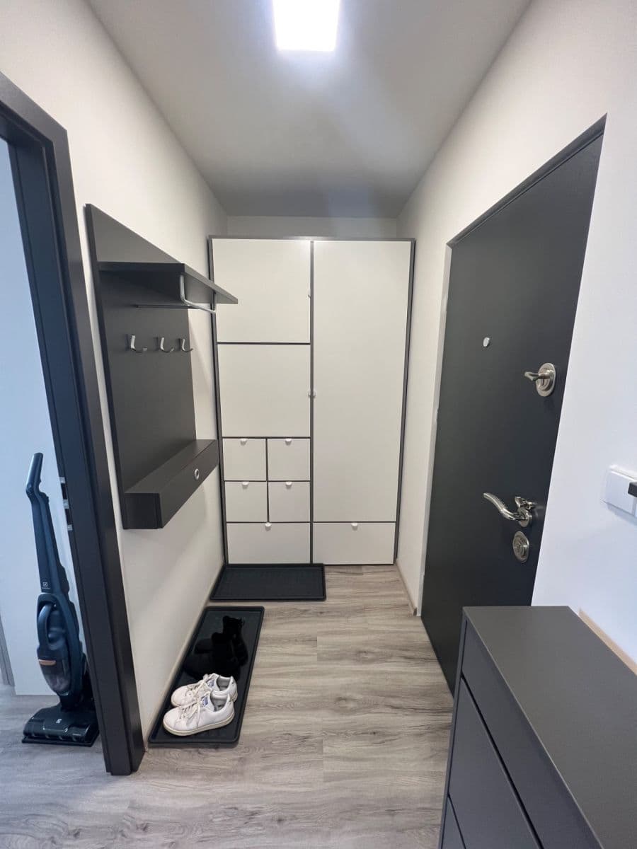 Prenájom bytu 2-izbový 52 m², Francouzská, Kladno, Středočeský kraj Prenájom bytu 2-izbový 52 m², Francouzská, Kladno, Středočeský kraj