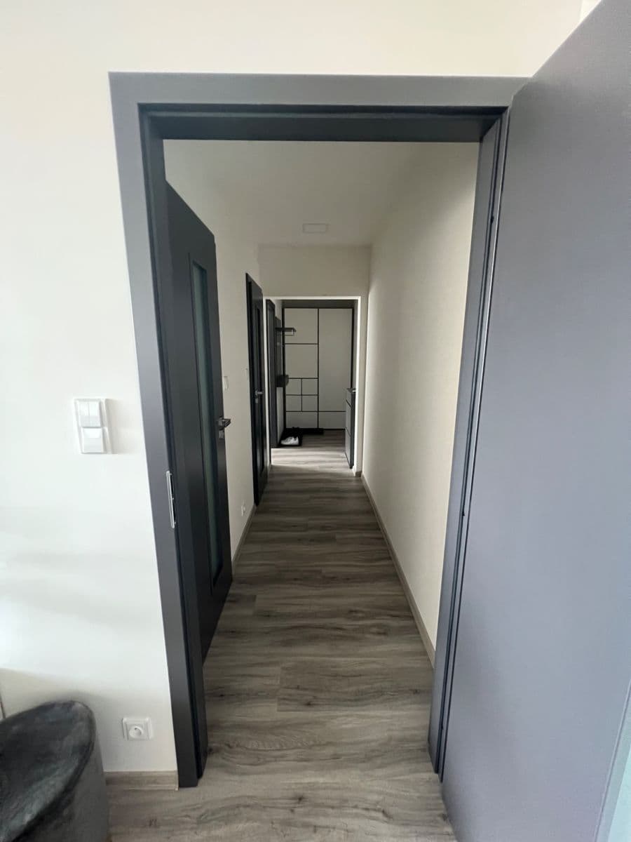 Prenájom bytu 2-izbový 52 m², Francouzská, Kladno, Středočeský kraj Prenájom bytu 2-izbový 52 m², Francouzská, Kladno, Středočeský kraj