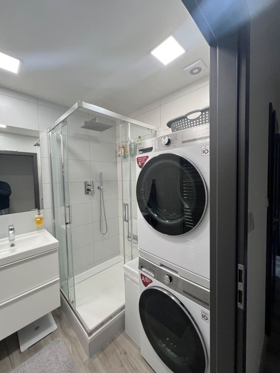 Prenájom bytu 2-izbový 52 m², Francouzská, Kladno, Středočeský kraj Prenájom bytu 2-izbový 52 m², Francouzská, Kladno, Středočeský kraj