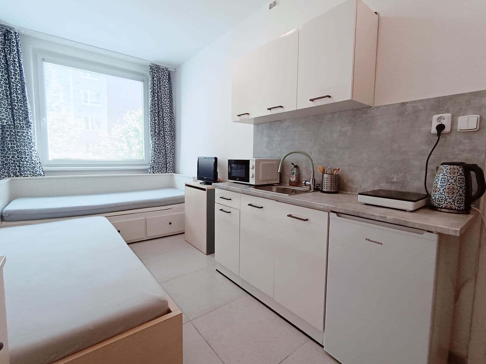 Prenájom bytu 19 m², Krškova, Praha, Praha Prenájom bytu 19 m², Krškova, Praha, Praha