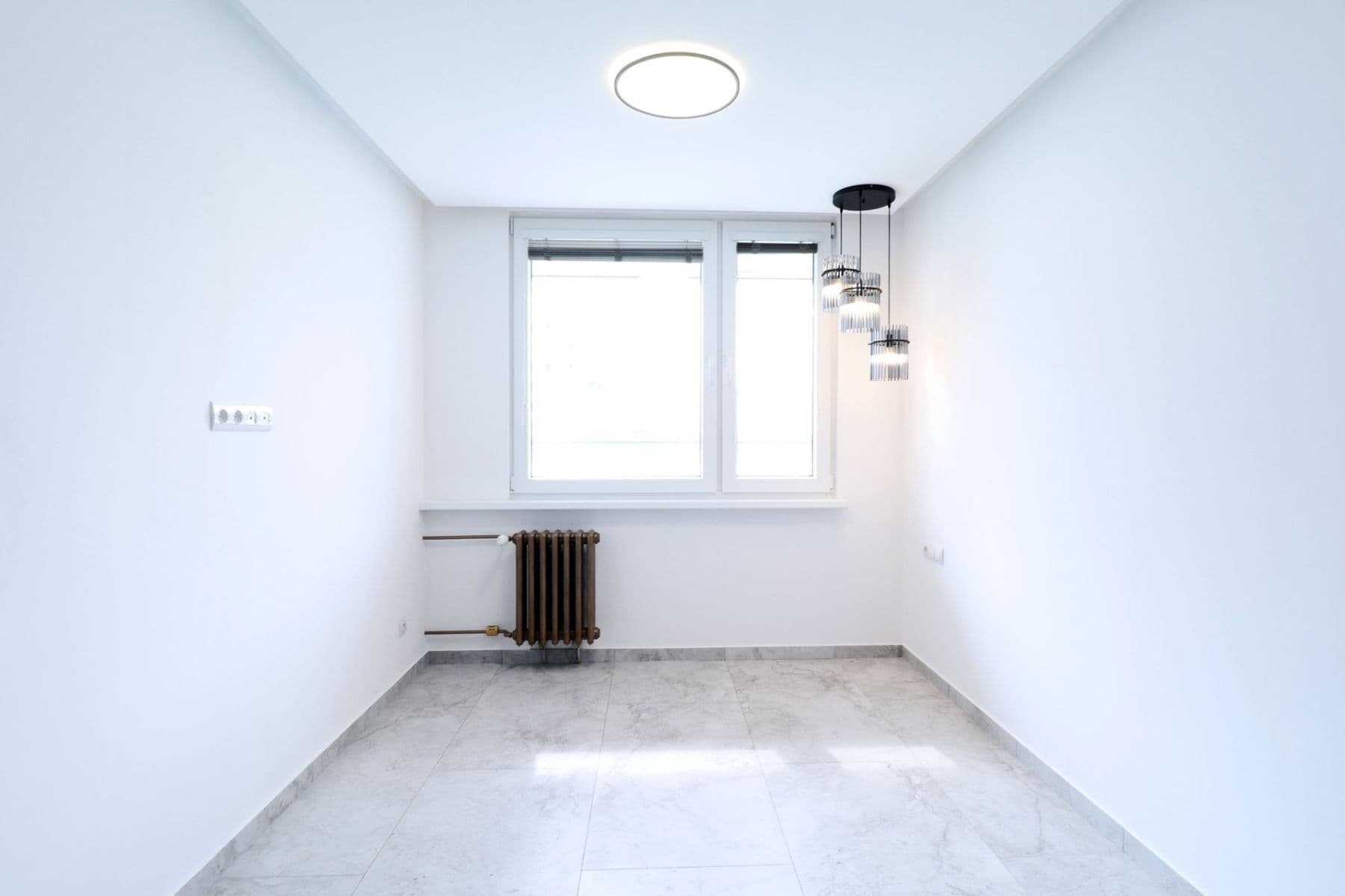 Prenájom bytu 2-izbový 43 m², Kurčatovova, Praha, Praha Prenájom bytu 2-izbový 43 m², Kurčatovova, Praha, Praha