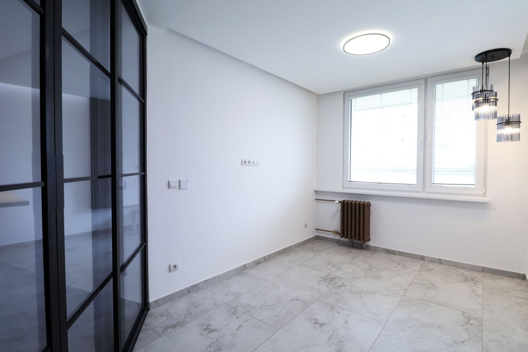 Prenájom bytu 2-izbový 43 m², Kurčatovova, Praha, Praha Prenájom bytu 2-izbový 43 m², Kurčatovova, Praha, Praha