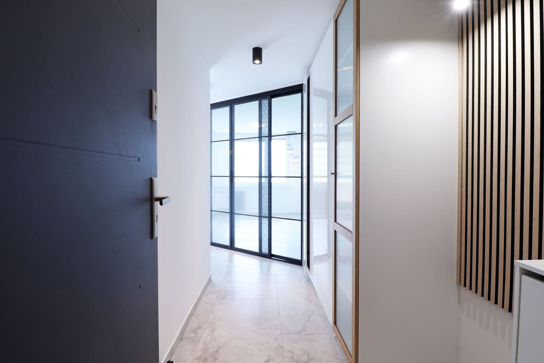 Prenájom bytu 2-izbový 43 m², Kurčatovova, Praha, Praha Prenájom bytu 2-izbový 43 m², Kurčatovova, Praha, Praha