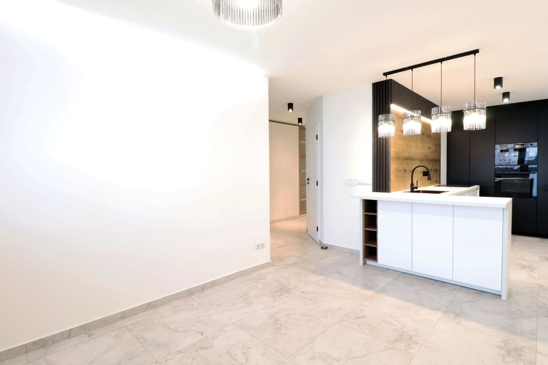 Prenájom bytu 2-izbový 43 m², Kurčatovova, Praha, Praha Prenájom bytu 2-izbový 43 m², Kurčatovova, Praha, Praha