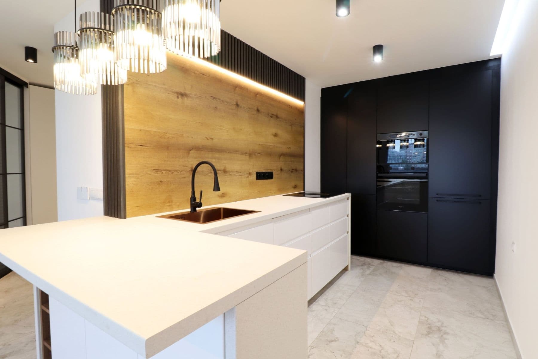 Prenájom bytu 2-izbový 43 m², Kurčatovova, Praha, Praha Prenájom bytu 2-izbový 43 m², Kurčatovova, Praha, Praha