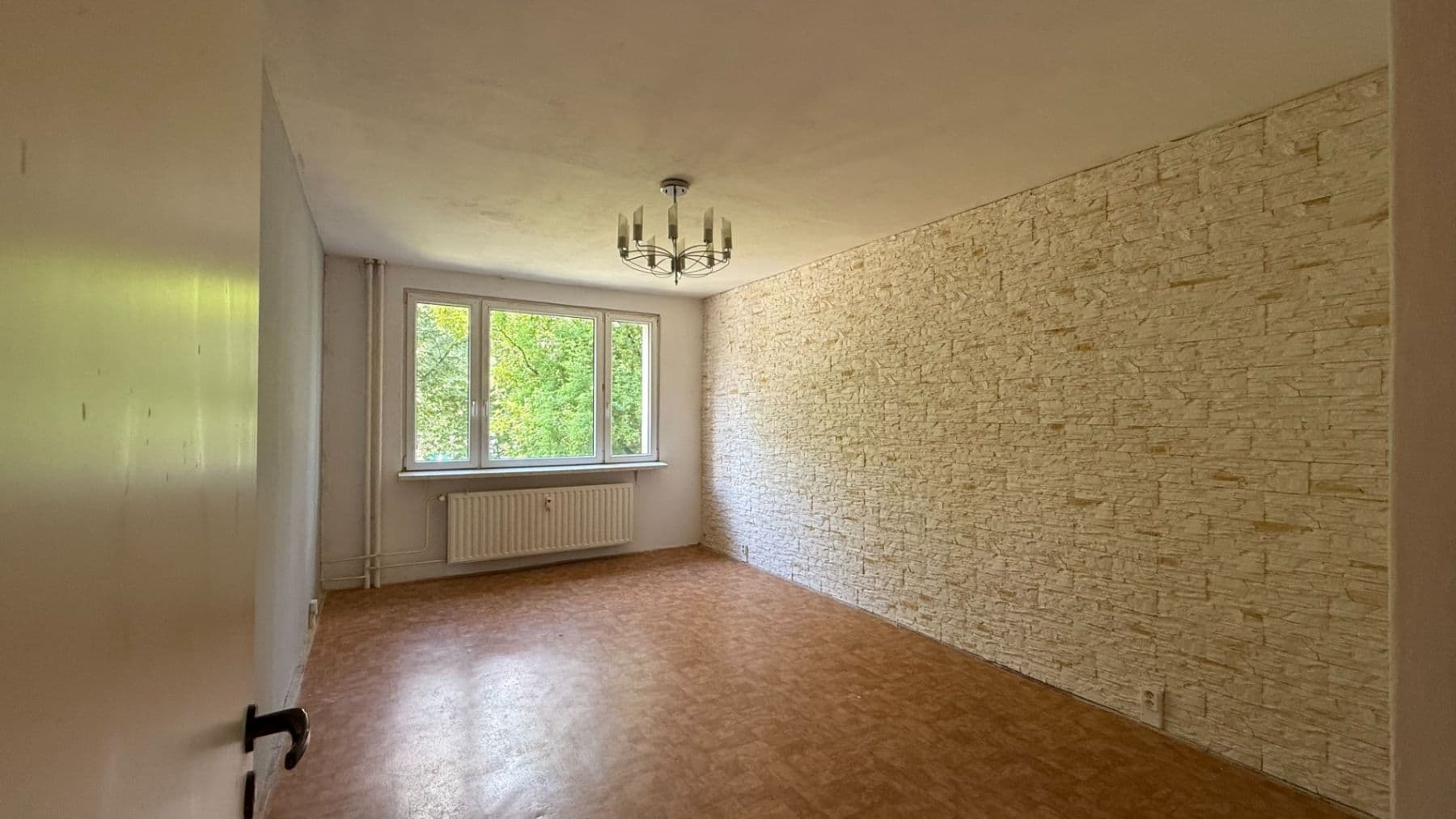 Predaj bytu 4-izbový 76 m², Čsl. armády, Karviná, Moravskoslezský kraj Predaj bytu 4-izbový 76 m², Čsl. armády, Karviná, Moravskoslezský kraj