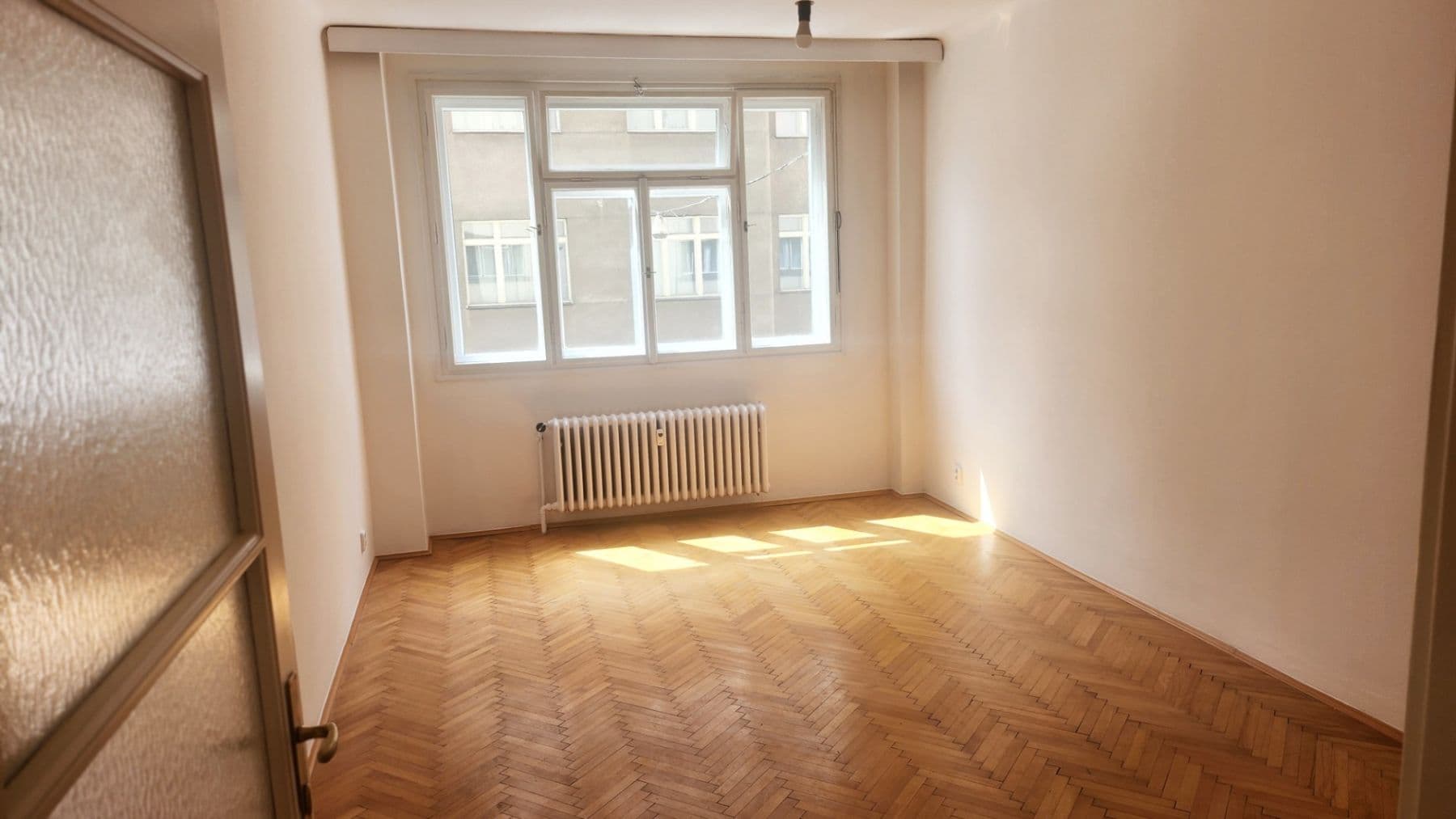 Prenájom bytu 2-izbový 62 m², Veletržní, Praha, Praha Prenájom bytu 2-izbový 62 m², Veletržní, Praha, Praha