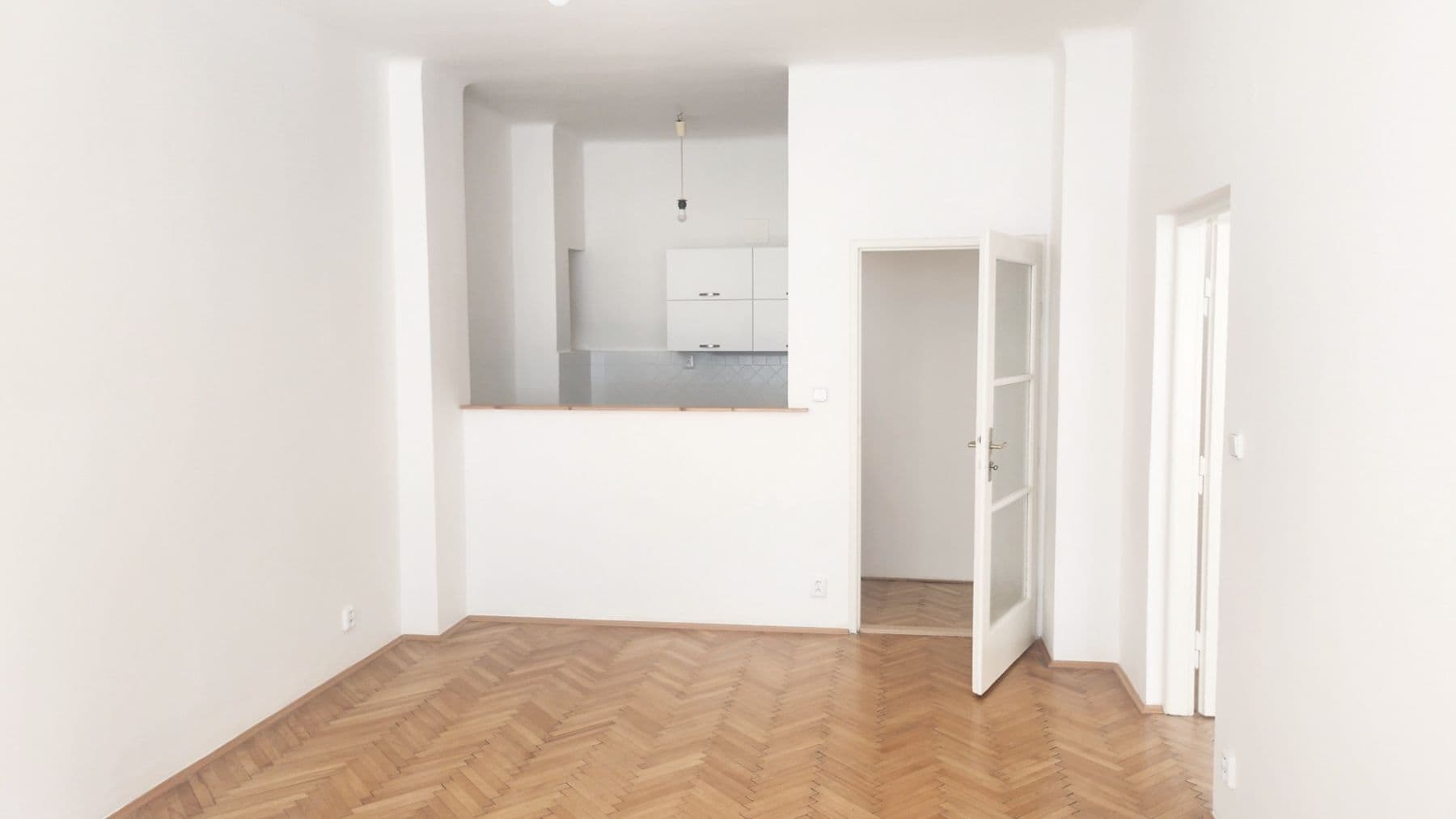 Prenájom bytu 2-izbový 62 m², Veletržní, Praha, Praha Prenájom bytu 2-izbový 62 m², Veletržní, Praha, Praha