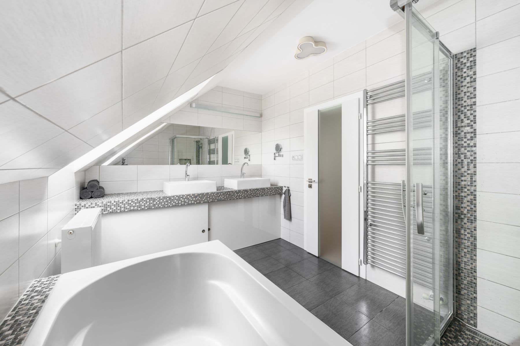 Predaj domu 246 m², pozemek 2.061 m², K Přívozu, Zdiby, Středočeský kraj Predaj domu 246 m², pozemek 2.061 m², K Přívozu, Zdiby, Středočeský kraj