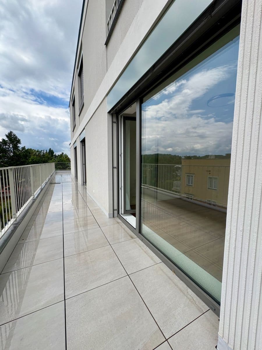 Prenájom bytu 3-izbový 79 m², Dukelská, Benešov, Středočeský kraj Prenájom bytu 3-izbový 79 m², Dukelská, Benešov, Středočeský kraj
