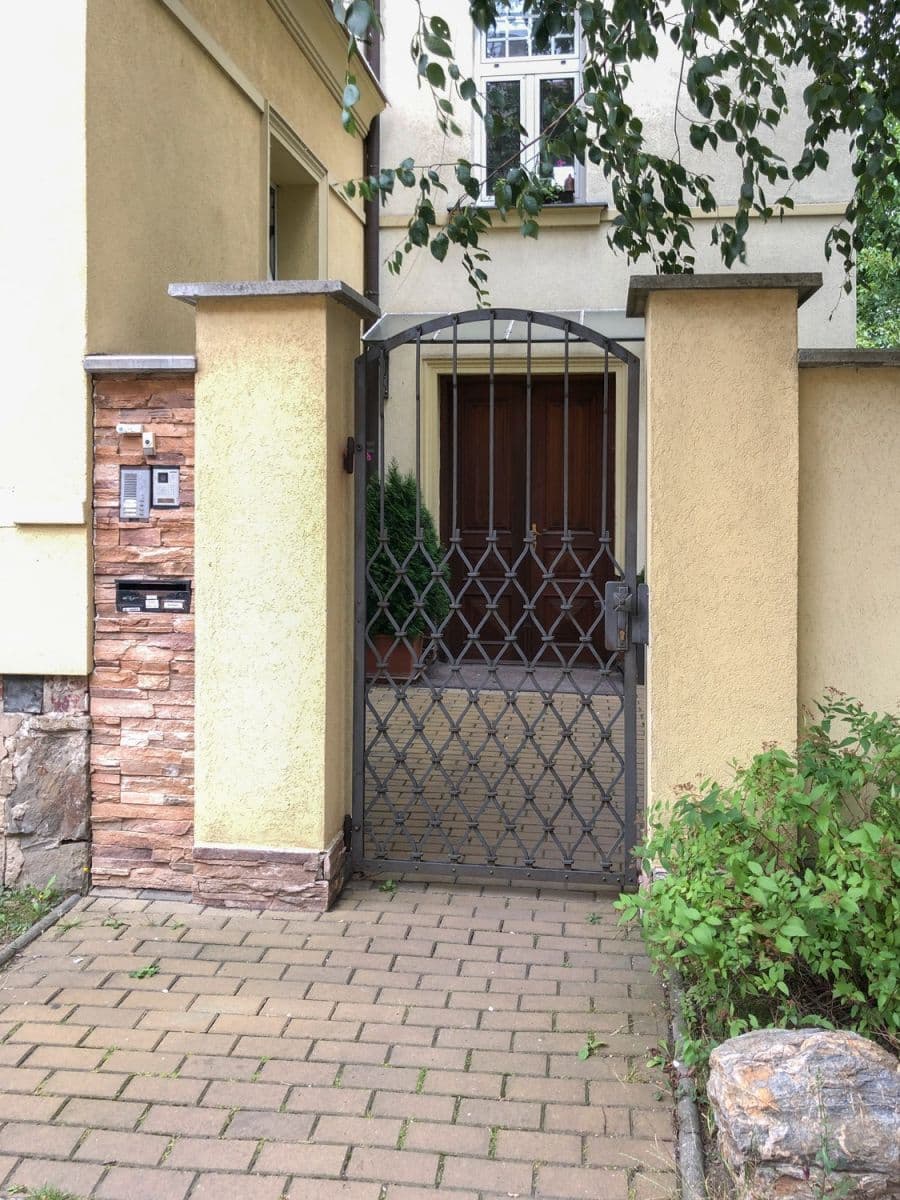 Prenájom bytu 3-izbový 100 m², Opavská, Krnov, Moravskoslezský kraj Prenájom bytu 3-izbový 100 m², Opavská, Krnov, Moravskoslezský kraj