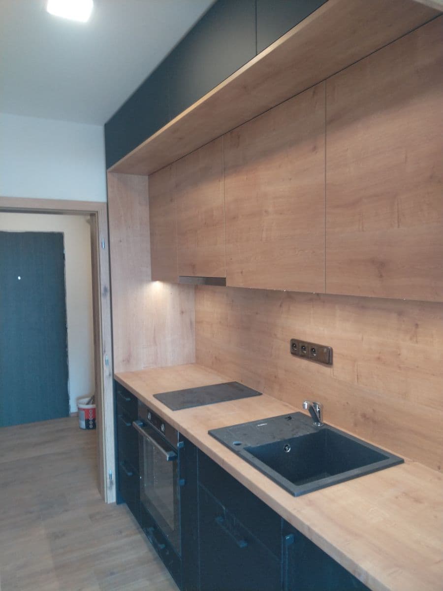 Prenájom bytu 1-izbový 27 m², Bítovská, Praha, Praha Prenájom bytu 1-izbový 27 m², Bítovská, Praha, Praha