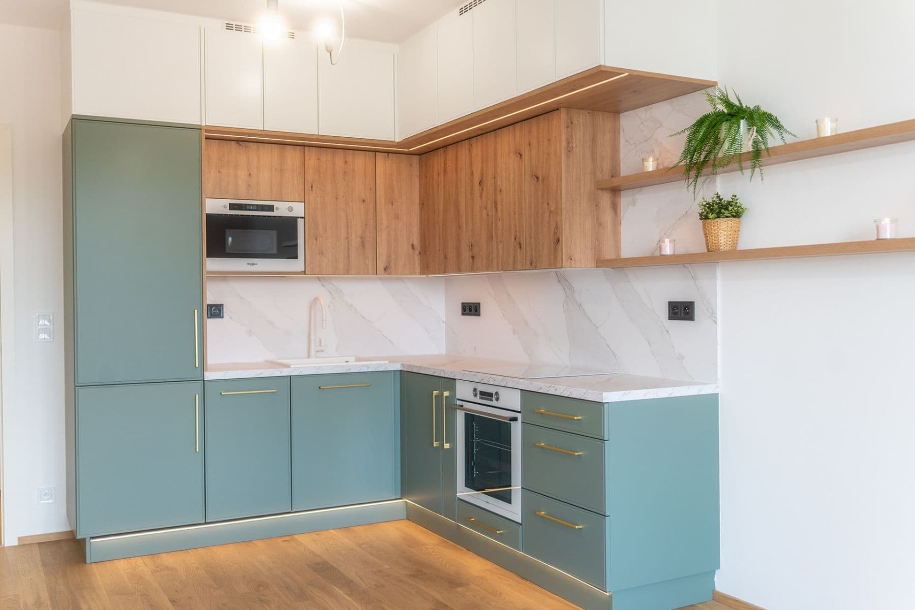 Prenájom bytu 2-izbový 59 m², U Komína, Praha, Praha Prenájom bytu 2-izbový 59 m², U Komína, Praha, Praha