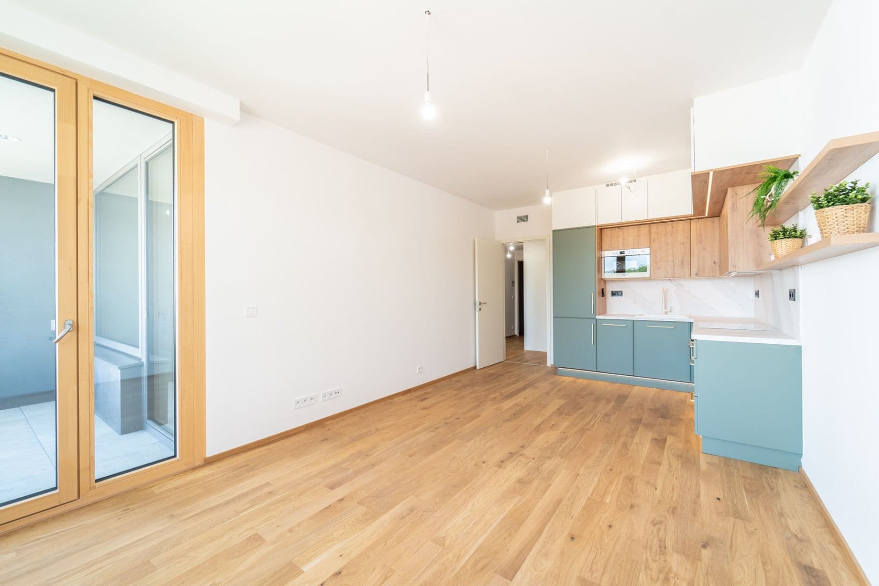 Prenájom bytu 2-izbový 59 m², U Komína, Praha, Praha Prenájom bytu 2-izbový 59 m², U Komína, Praha, Praha
