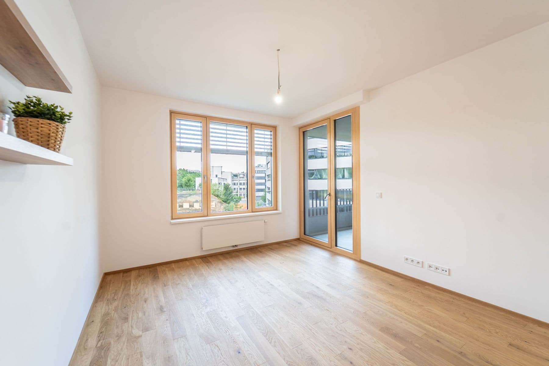 Prenájom bytu 2-izbový 59 m², U Komína, Praha, Praha Prenájom bytu 2-izbový 59 m², U Komína, Praha, Praha