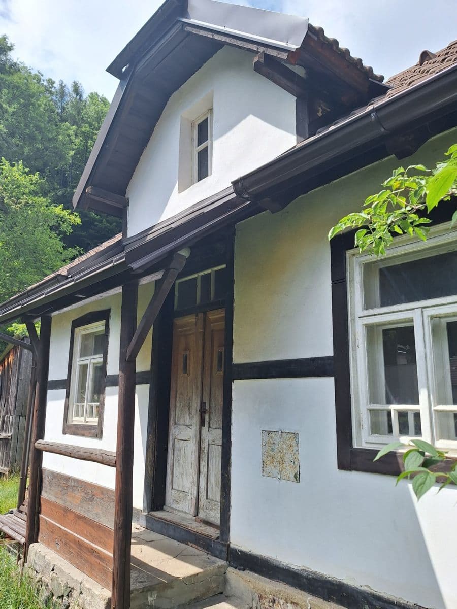 Predaj rekreačného objektu 42 m², pozemek 502 m², Stříbrná Skalice, Středočeský kraj Predaj rekreačného objektu 42 m², pozemek 502 m², Stříbrná Skalice, Středočeský kraj