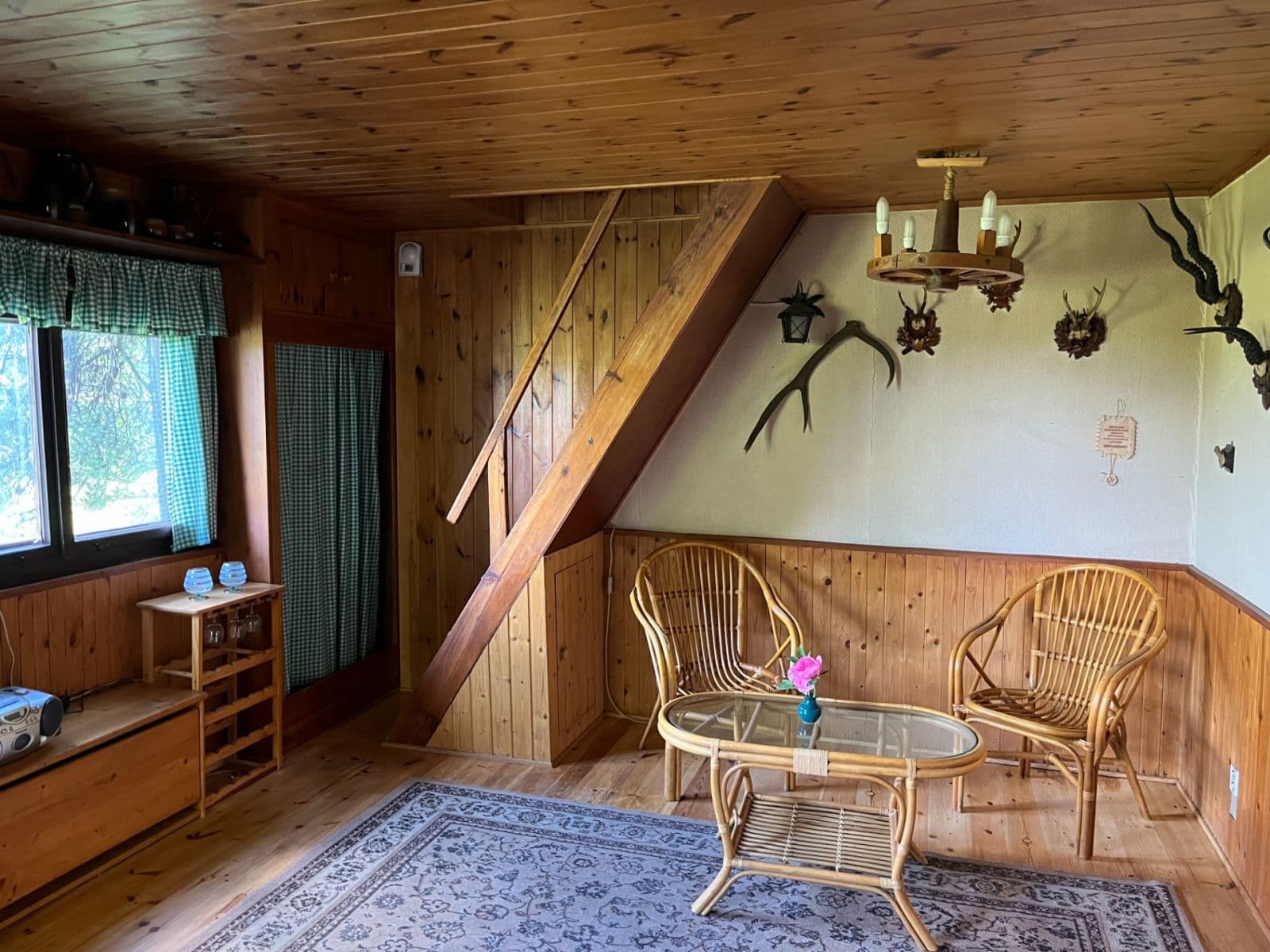 Predaj rekreačného objektu 80 m², pozemek 2.300 m², Kytín, Středočeský kraj Predaj rekreačného objektu 80 m², pozemek 2.300 m², Kytín, Středočeský kraj