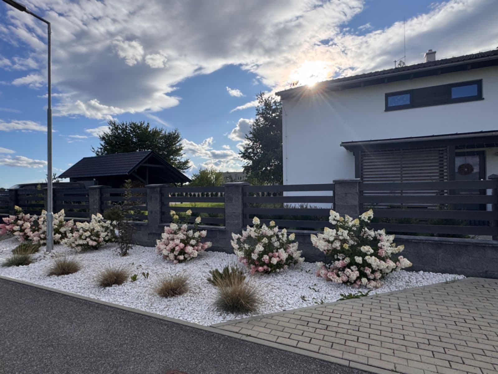 Predaj domu 117 m², pozemek 948 m², Mezi Alejemi, Mnichovo Hradiště, Středočeský kraj Predaj domu 117 m², pozemek 948 m², Mezi Alejemi, Mnichovo Hradiště, Středočeský kraj