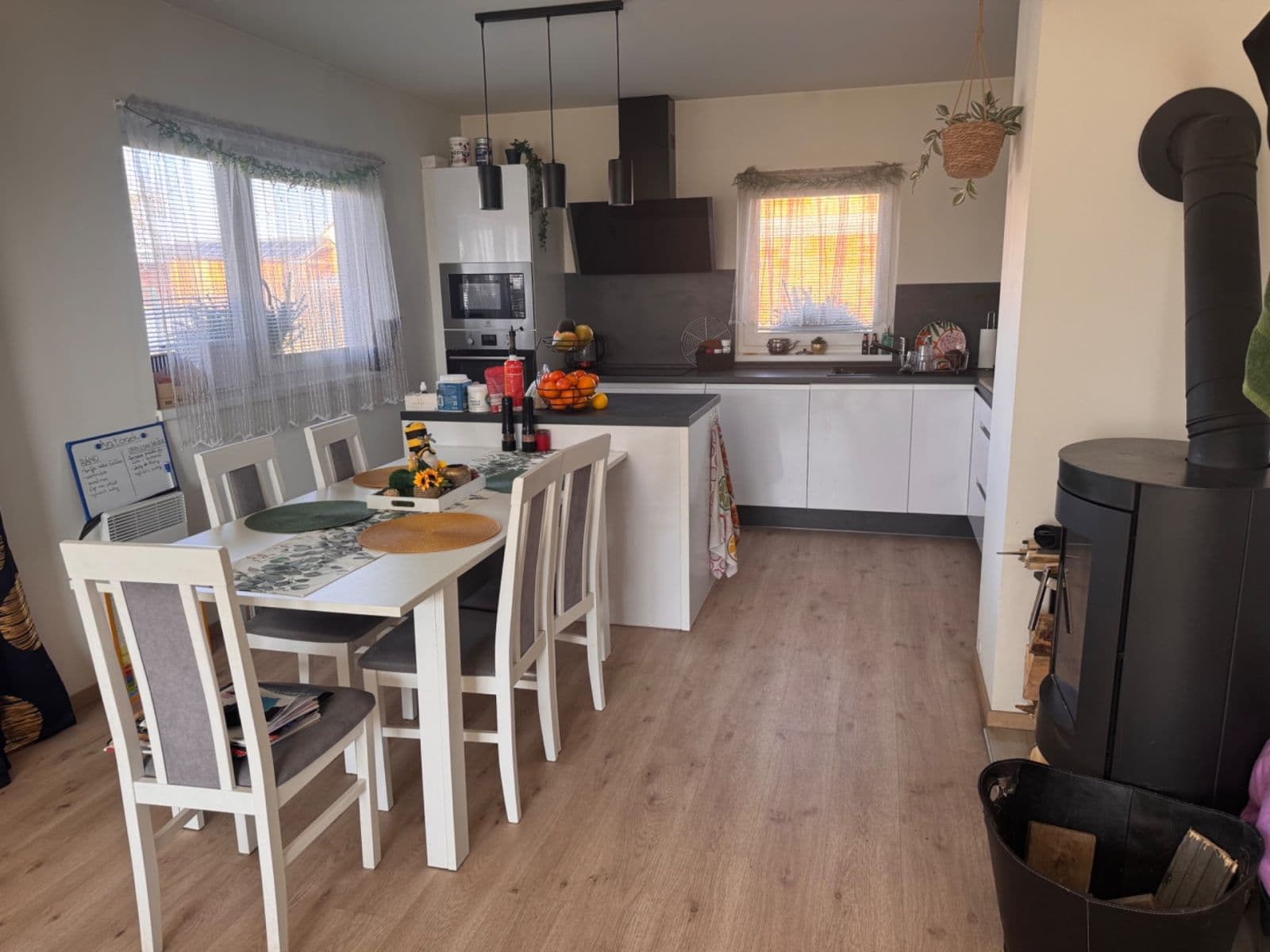 Predaj domu 117 m², pozemek 948 m², Mezi Alejemi, Mnichovo Hradiště, Středočeský kraj Predaj domu 117 m², pozemek 948 m², Mezi Alejemi, Mnichovo Hradiště, Středočeský kraj