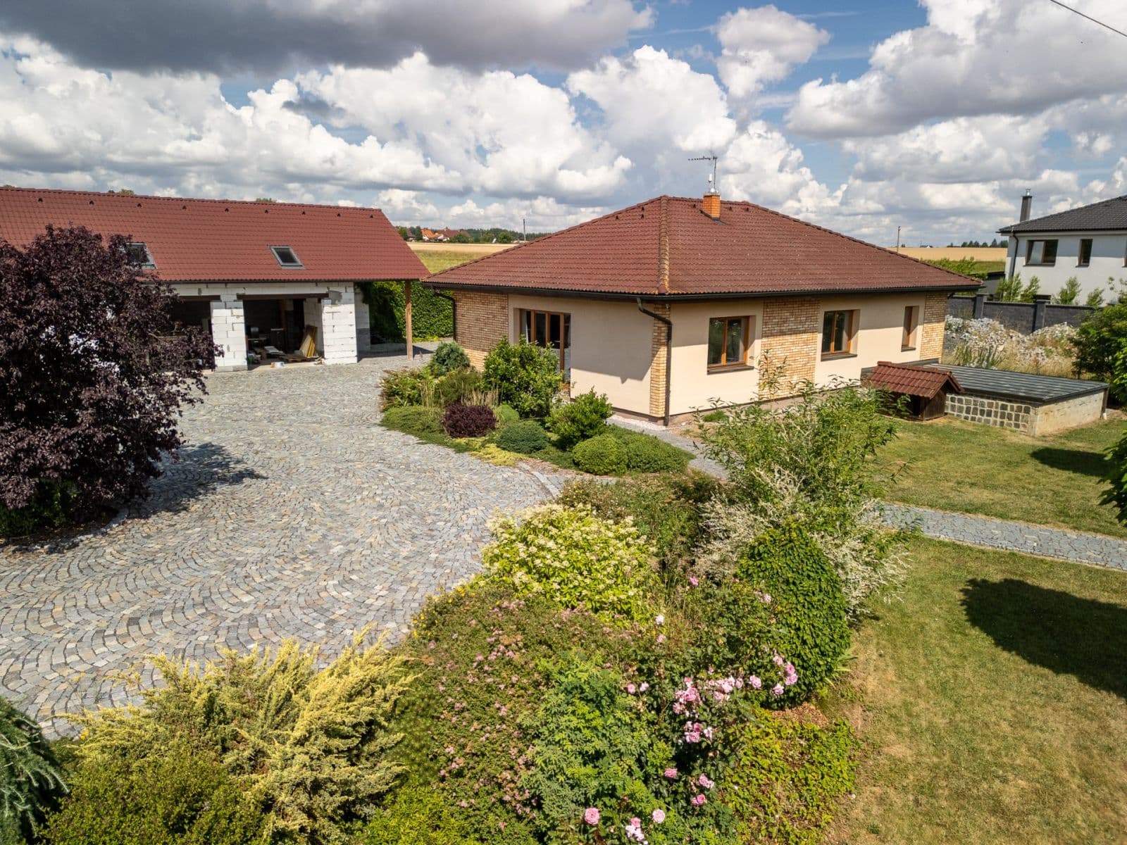 Predaj domu 122 m², pozemek 3.901 m², U brůdku, Lužná, Středočeský kraj Predaj domu 122 m², pozemek 3.901 m², U brůdku, Lužná, Středočeský kraj