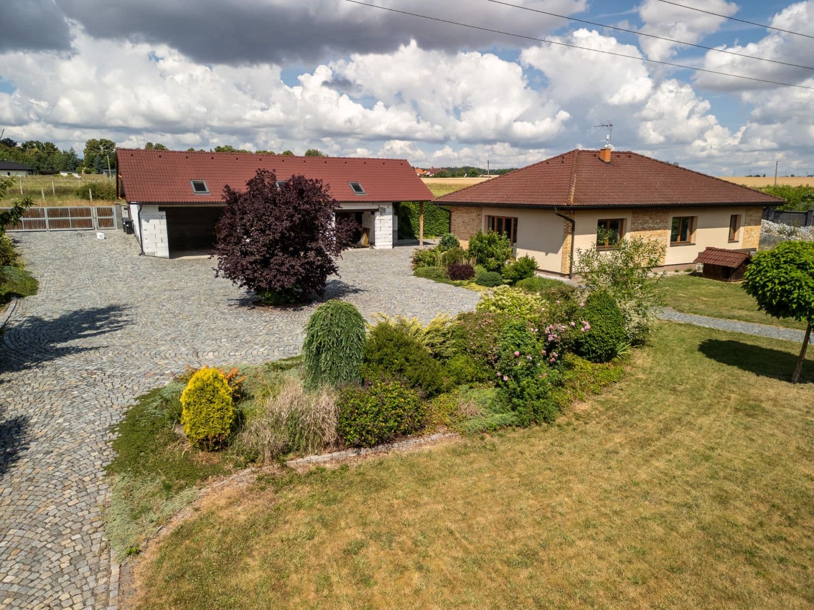 Predaj domu 122 m², pozemek 3.901 m², U brůdku, Lužná, Středočeský kraj Predaj domu 122 m², pozemek 3.901 m², U brůdku, Lužná, Středočeský kraj