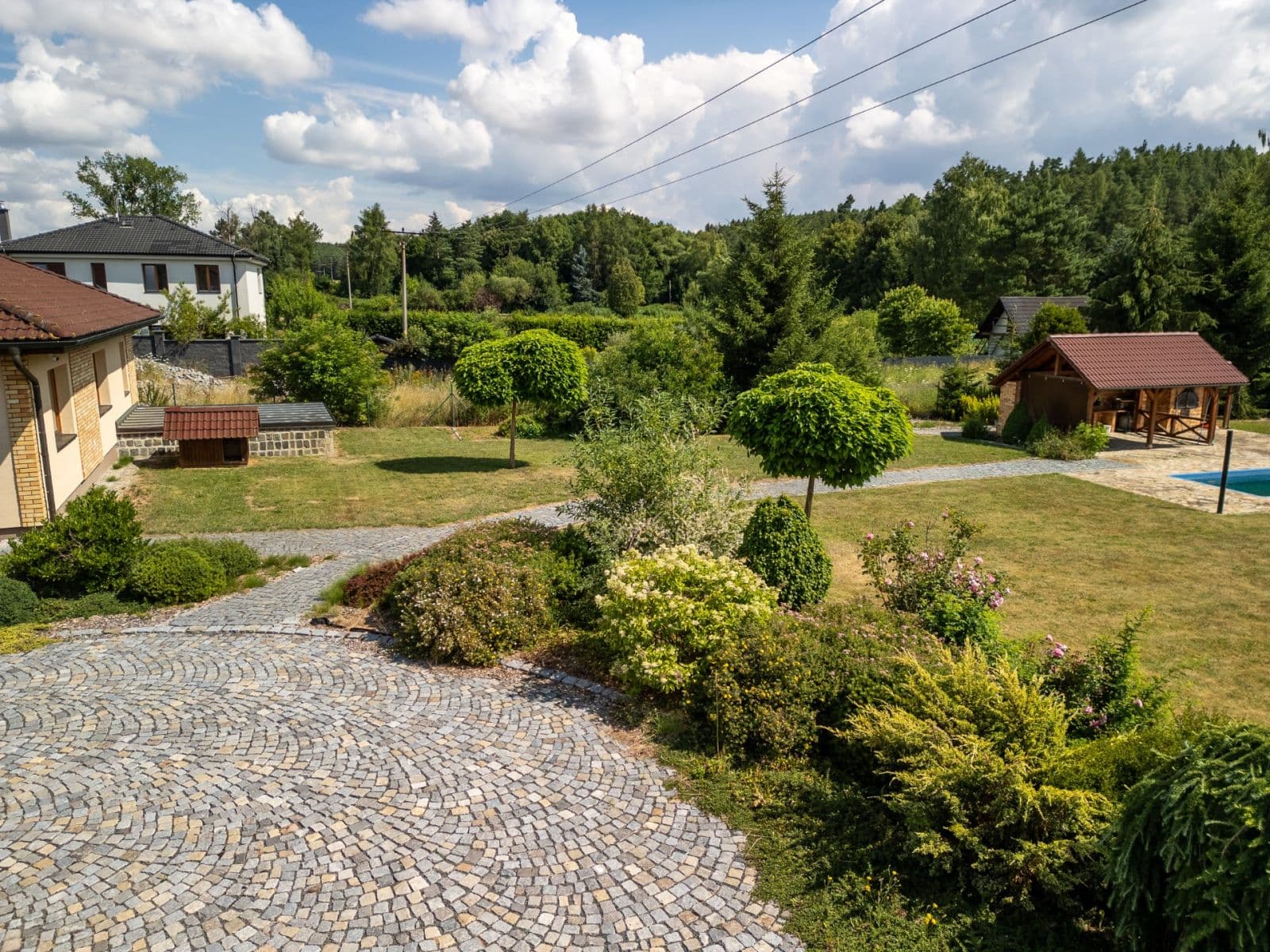 Predaj domu 122 m², pozemek 3.901 m², U brůdku, Lužná, Středočeský kraj Predaj domu 122 m², pozemek 3.901 m², U brůdku, Lužná, Středočeský kraj