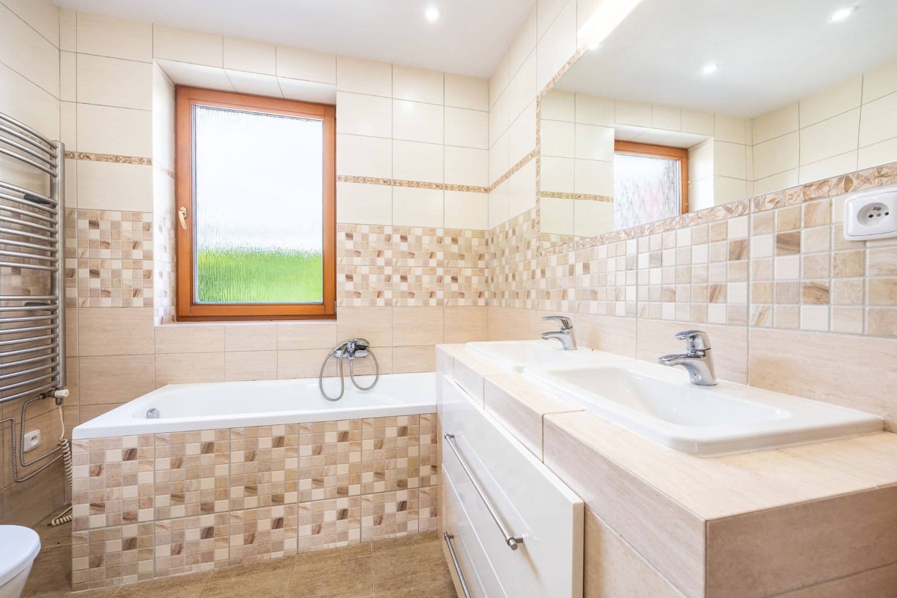 Predaj domu 122 m², pozemek 3.901 m², U brůdku, Lužná, Středočeský kraj Predaj domu 122 m², pozemek 3.901 m², U brůdku, Lužná, Středočeský kraj