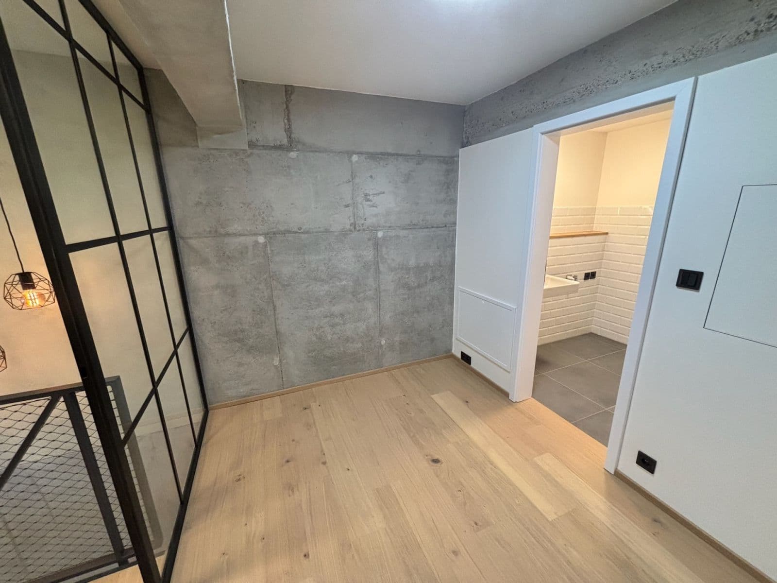 Prenájom bytu 3-izbový 66 m², Kolbenova, Praha, Praha Prenájom bytu 3-izbový 66 m², Kolbenova, Praha, Praha