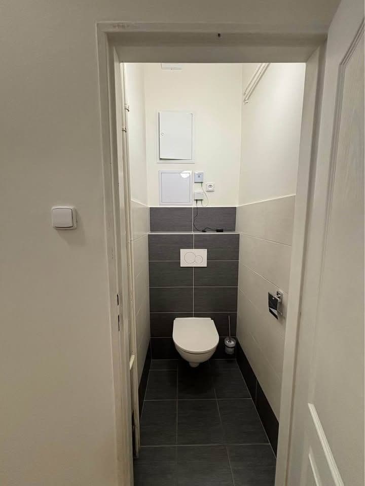 Prenájom bytu 1-izbový 59 m², Americká, Praha, Praha Prenájom bytu 1-izbový 59 m², Americká, Praha, Praha