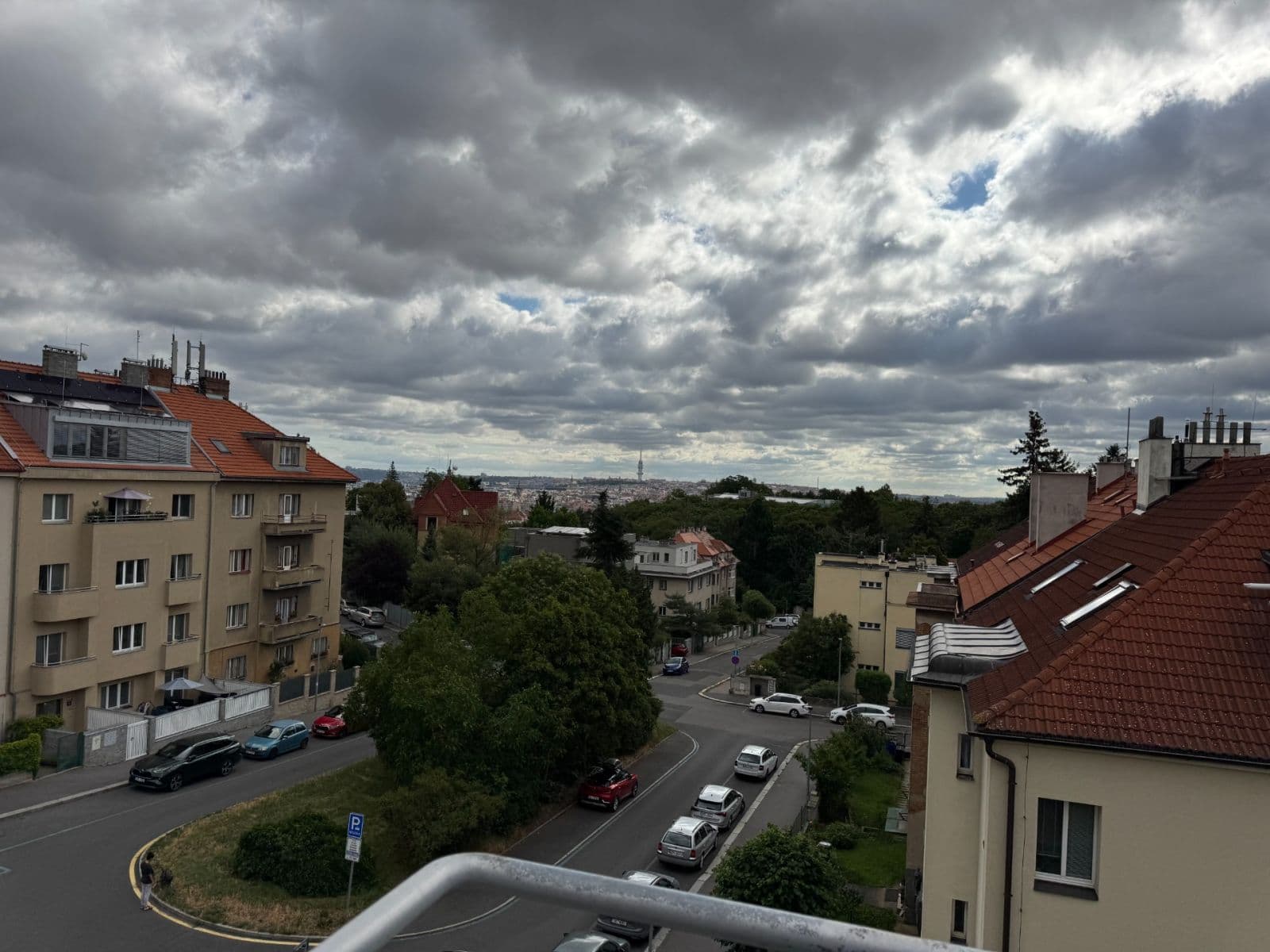 Prenájom bytu 3-izbový 114 m², Fráni Šrámka, Praha, Praha Prenájom bytu 3-izbový 114 m², Fráni Šrámka, Praha, Praha