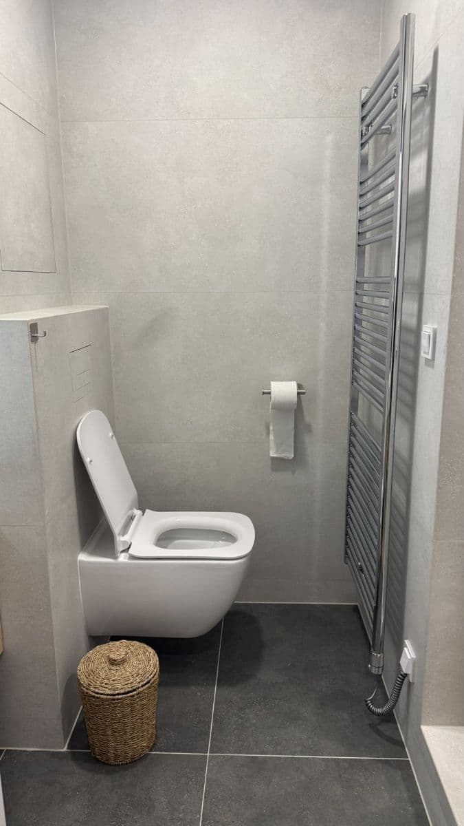 Prenájom bytu 1-izbový 33 m², K Hájku, Nová Paka, Královéhradecký kraj Prenájom bytu 1-izbový 33 m², K Hájku, Nová Paka, Královéhradecký kraj