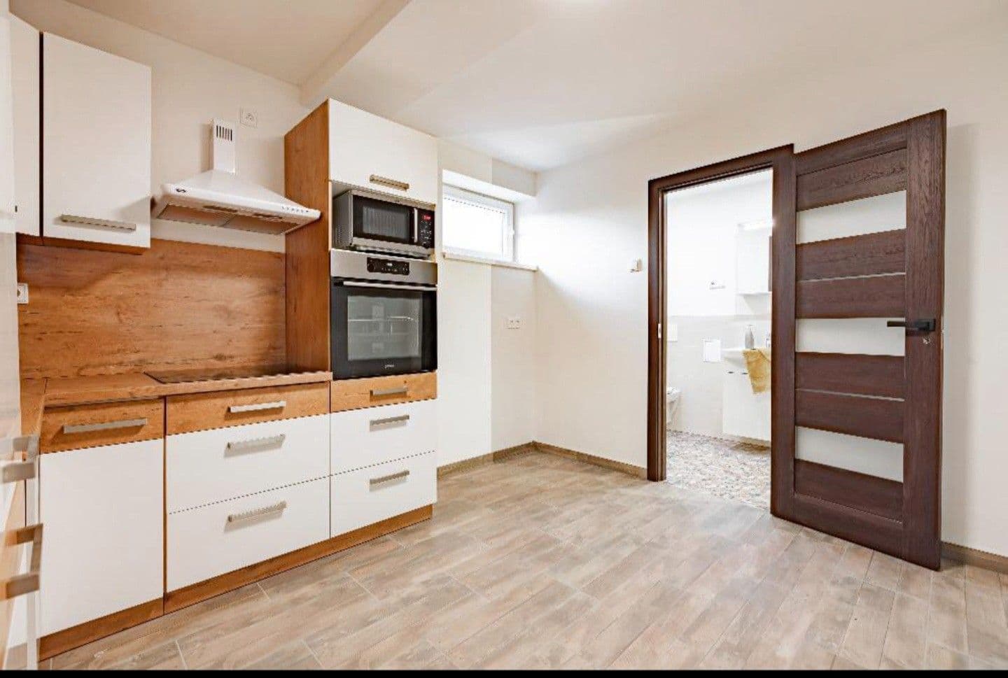 Predaj bytu 2-izbový 64 m², Družstevní, Chýně, Středočeský kraj Predaj bytu 2-izbový 64 m², Družstevní, Chýně, Středočeský kraj