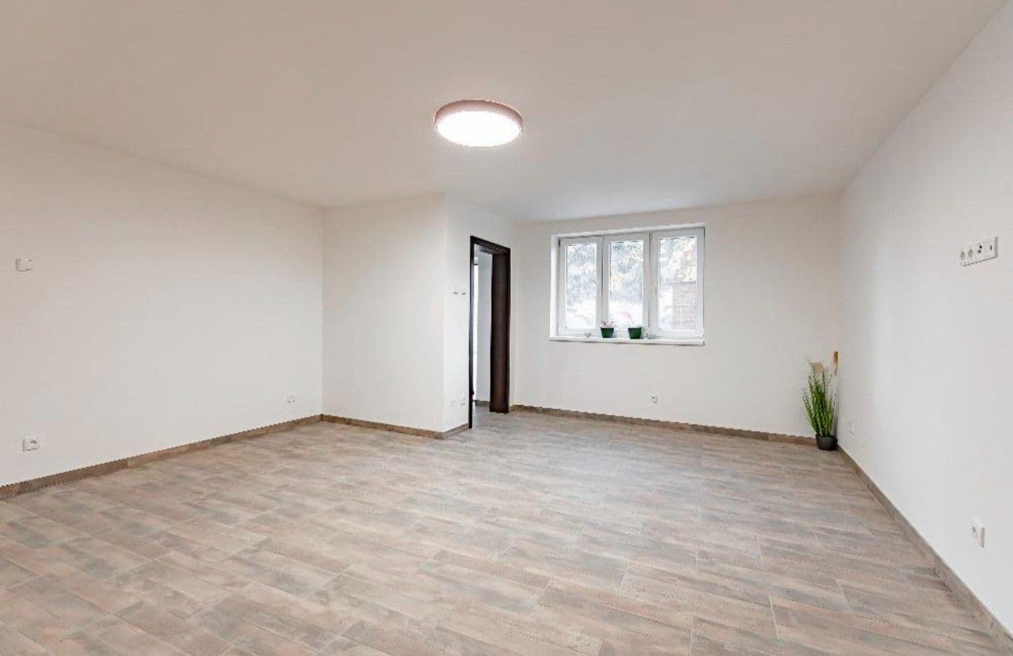 Predaj bytu 2-izbový 64 m², Družstevní, Chýně, Středočeský kraj Predaj bytu 2-izbový 64 m², Družstevní, Chýně, Středočeský kraj