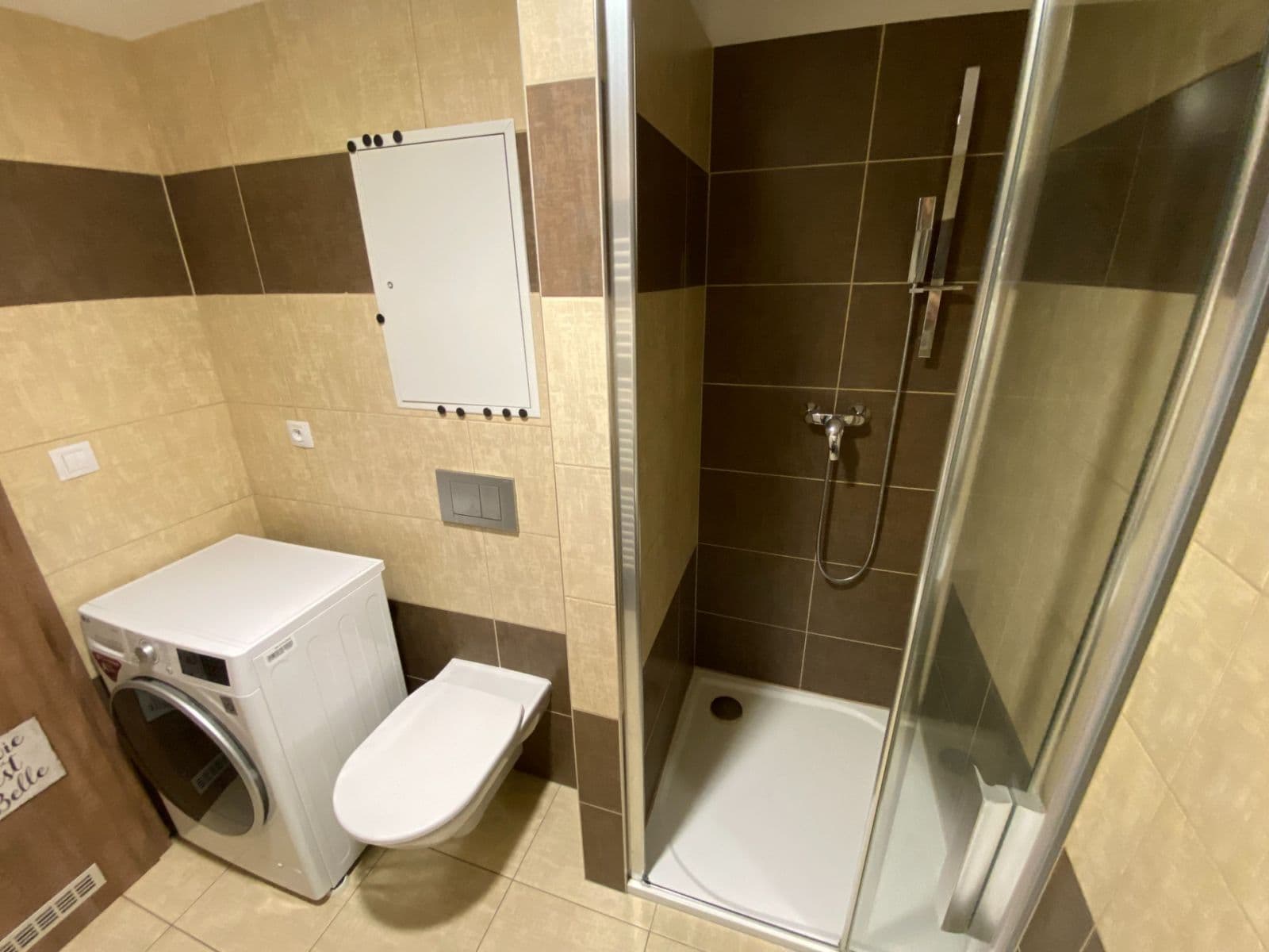 Prenájom bytu 1-izbový 29 m², Frýdecká, Praha, Praha Prenájom bytu 1-izbový 29 m², Frýdecká, Praha, Praha