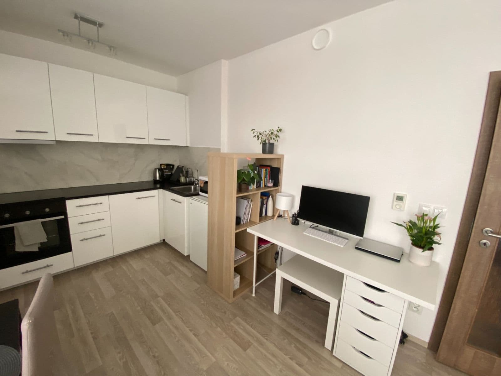 Prenájom bytu 1-izbový 29 m², Frýdecká, Praha, Praha Prenájom bytu 1-izbový 29 m², Frýdecká, Praha, Praha