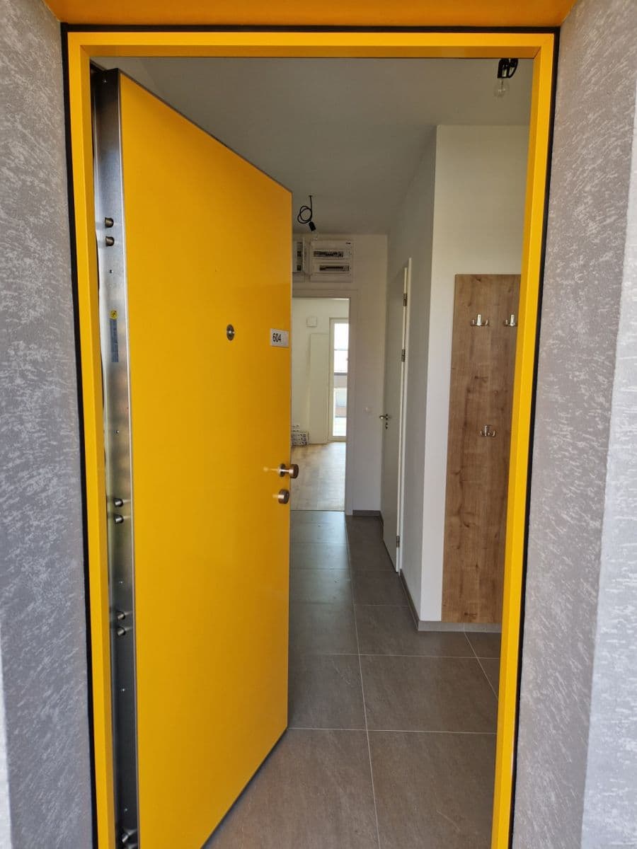 Prenájom bytu 1-izbový 39 m², Milánská, Praha, Praha Prenájom bytu 1-izbový 39 m², Milánská, Praha, Praha
