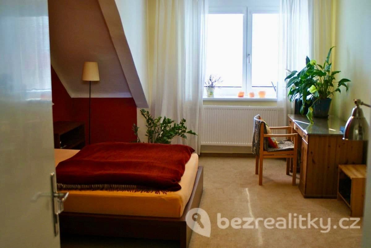 Prenájom bytu 3-izbový 102 m², Masarykova, Kutná Hora, Středočeský kraj Prenájom bytu 3-izbový 102 m², Masarykova, Kutná Hora, Středočeský kraj