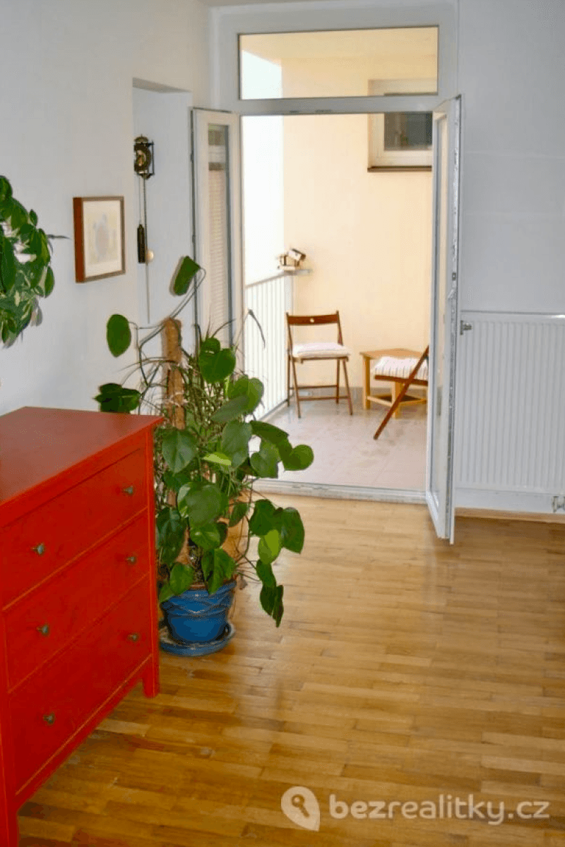Prenájom bytu 3-izbový 102 m², Masarykova, Kutná Hora, Středočeský kraj Prenájom bytu 3-izbový 102 m², Masarykova, Kutná Hora, Středočeský kraj