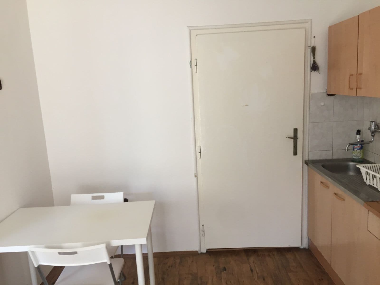 Prenájom bytu 2-izbový 47 m², Střední, Brno, Jihomoravský kraj Prenájom bytu 2-izbový 47 m², Střední, Brno, Jihomoravský kraj