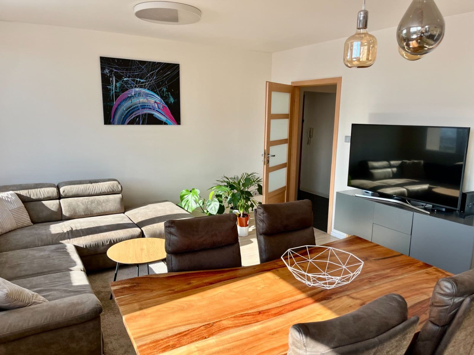 Prenájom bytu 4-izbový 81 m², Písečná, Praha, Praha Prenájom bytu 4-izbový 81 m², Písečná, Praha, Praha