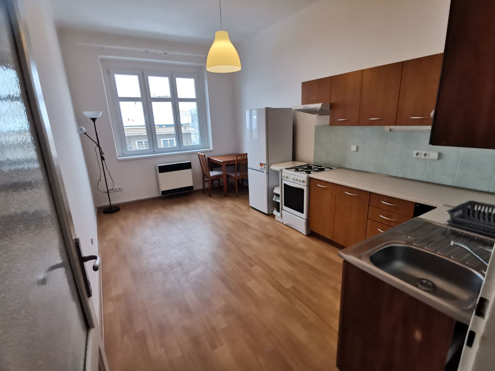 Prenájom bytu 1-izbový 40 m², Na Míčánkách, Praha, Praha Prenájom bytu 1-izbový 40 m², Na Míčánkách, Praha, Praha
