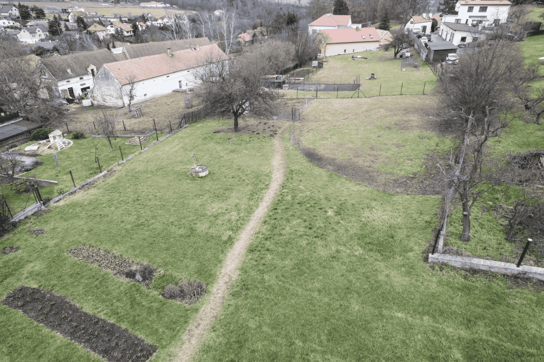 Predaj pozemku 2.038 m², Okrouhlo, Středočeský kraj Predaj pozemku 2.038 m², Okrouhlo, Středočeský kraj