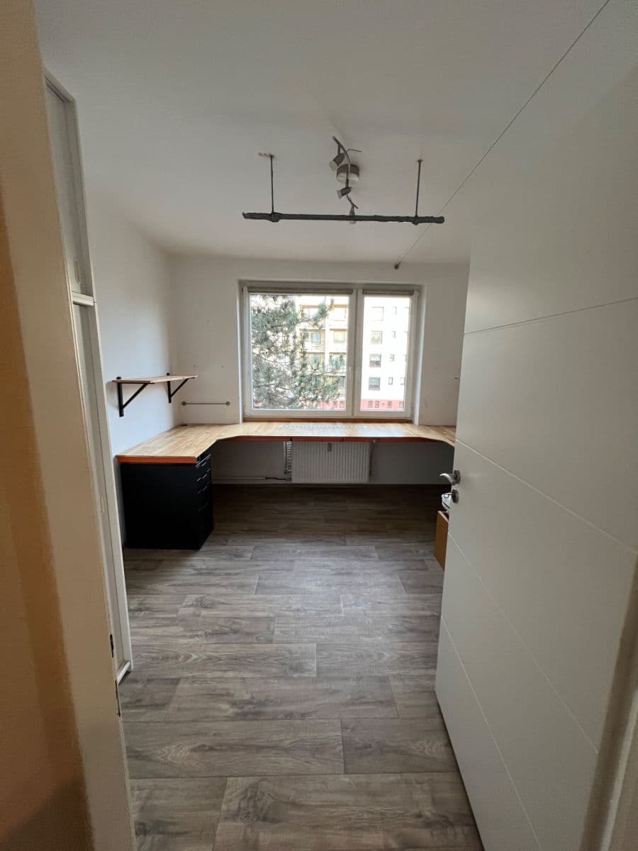 Prenájom bytu 3-izbový 78 m², Družstevní, Slatiňany, Pardubický kraj Prenájom bytu 3-izbový 78 m², Družstevní, Slatiňany, Pardubický kraj