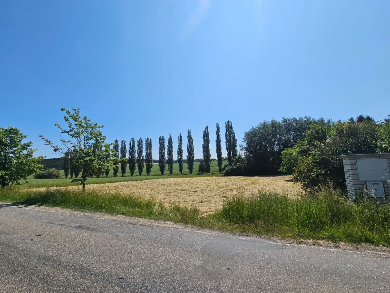 Prenájom pozemku 4.000 m², Kozmice, Středočeský kraj Prenájom pozemku 4.000 m², Kozmice, Středočeský kraj