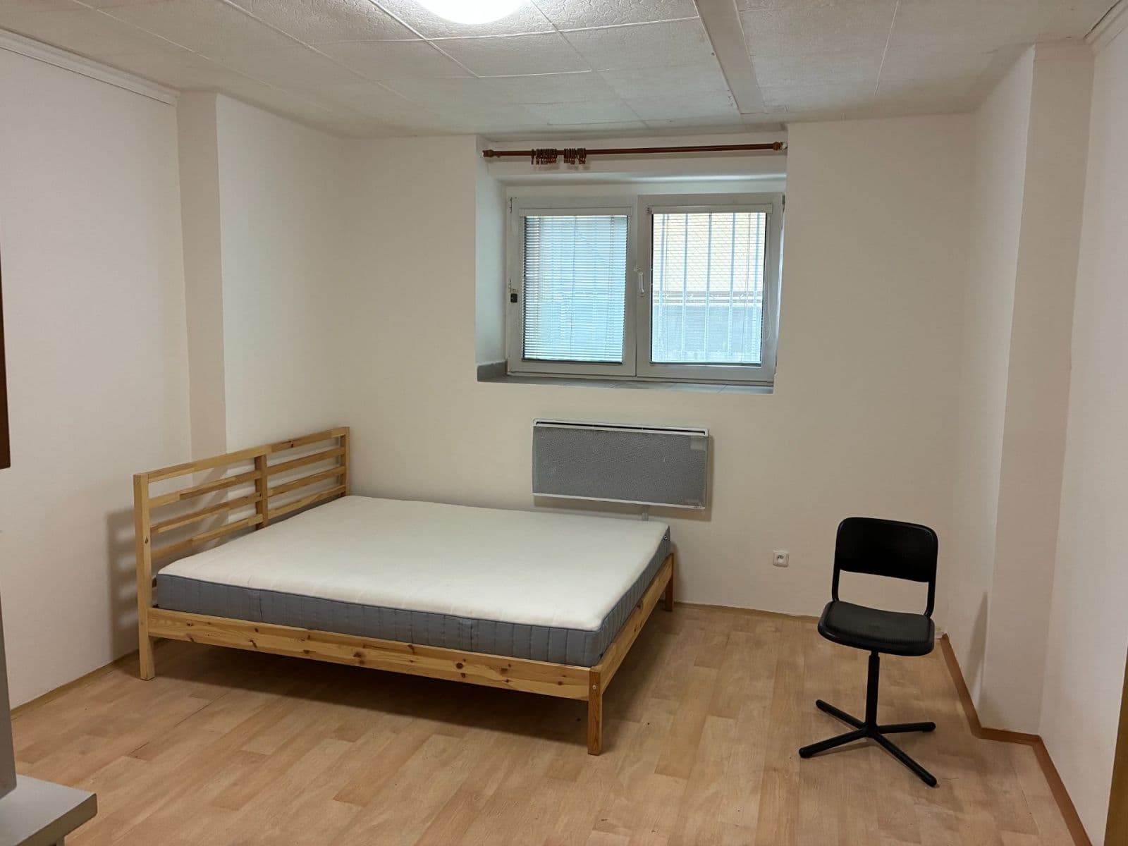 Prenájom bytu 1-izbový 25 m², U Jezerky, Praha, Praha Prenájom bytu 1-izbový 25 m², U Jezerky, Praha, Praha