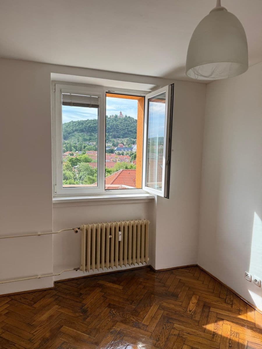 Predaj bytu 2-izbový 56 m², tř. Budovatelů, Most, Ústecký kraj Predaj bytu 2-izbový 56 m², tř. Budovatelů, Most, Ústecký kraj